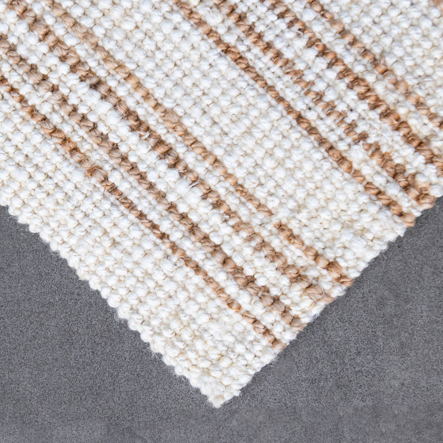 Hand Crafted Jute Rugs 2'x3'
