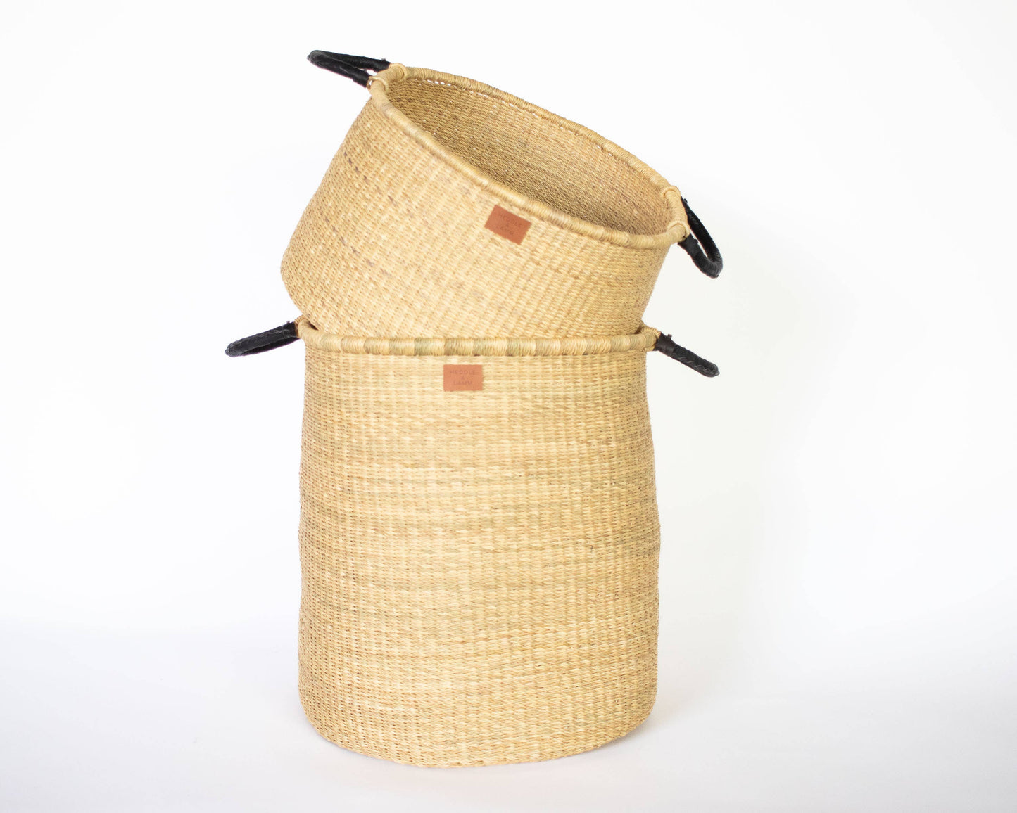 Kwasi Short Hamper Basket - Black Handle