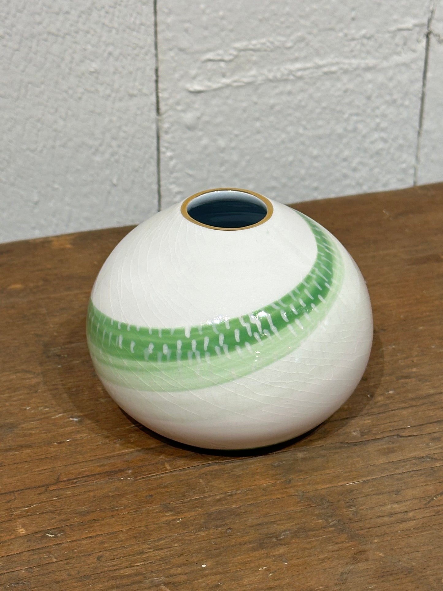 Bud Vase - Swoosh in Kelly