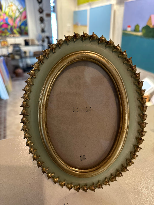 Oval Photo Frame with Golden Tulips