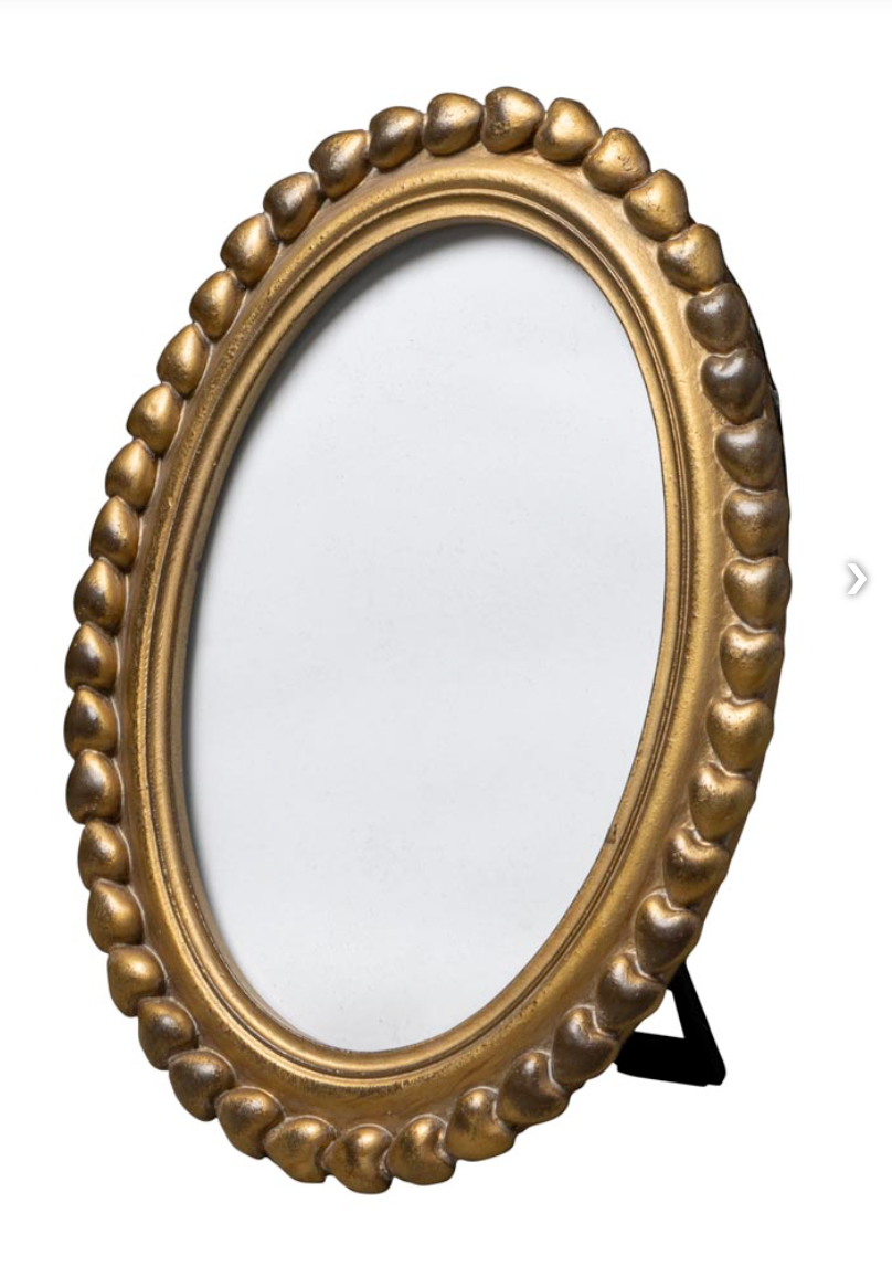 Oval Photo Frame with Heart Edge