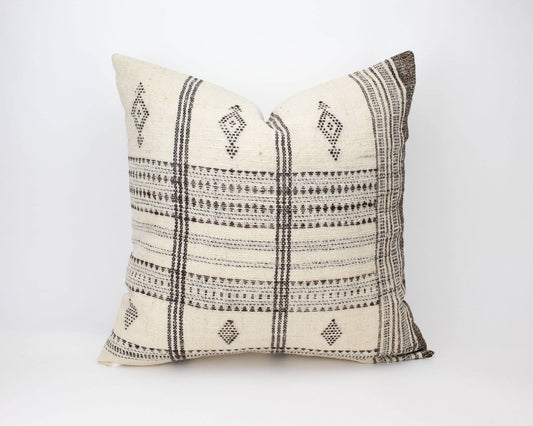 Aditi - 20" Ivory Indian Wool Pillow Cover