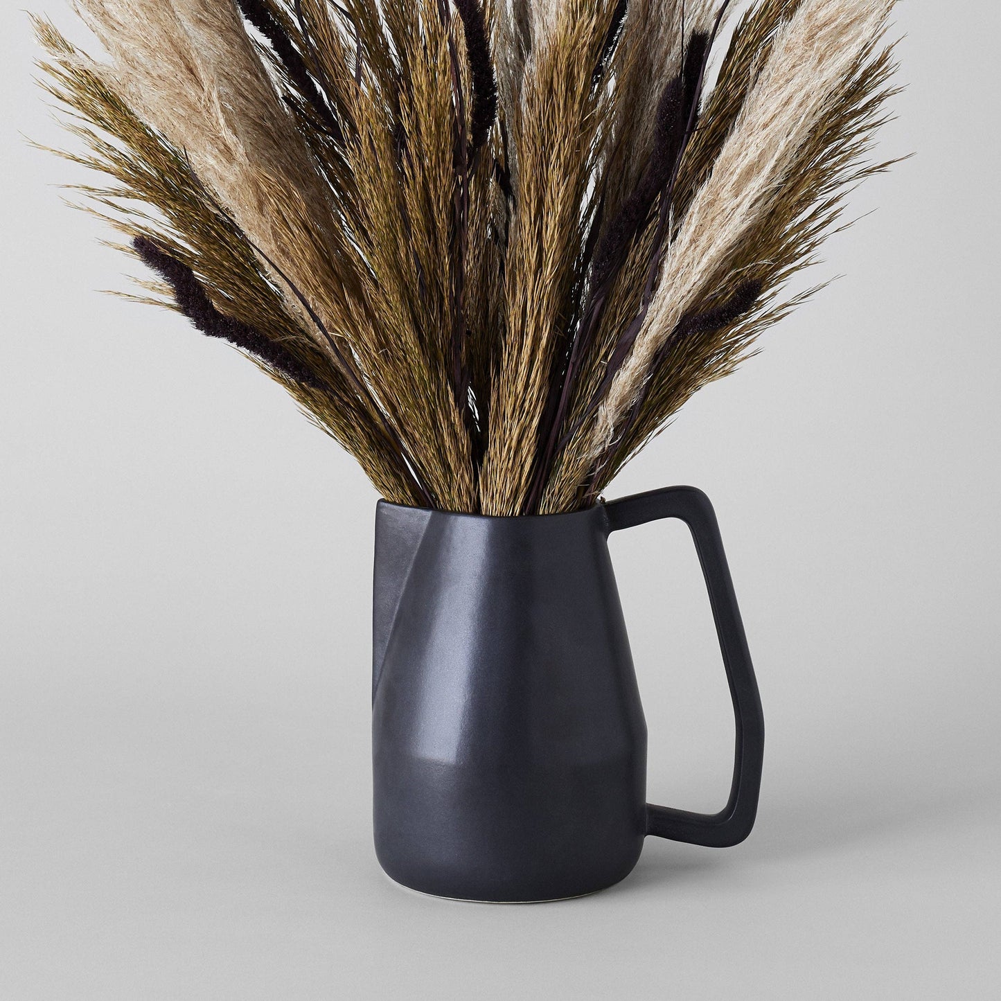 Novah Pitcher - Black