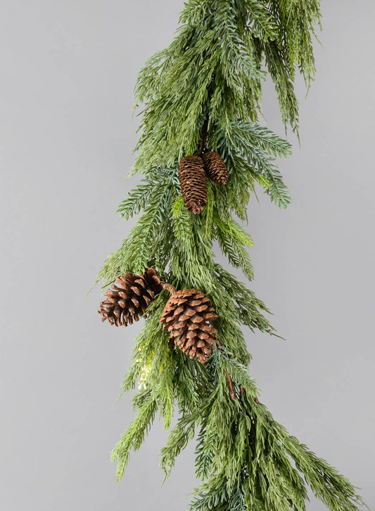 Pine Garland With Pine Cones - 6ft