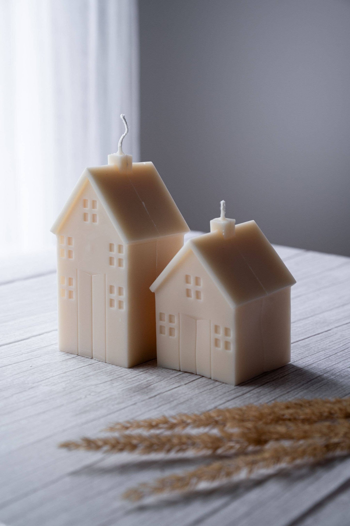 Holiday House Candle