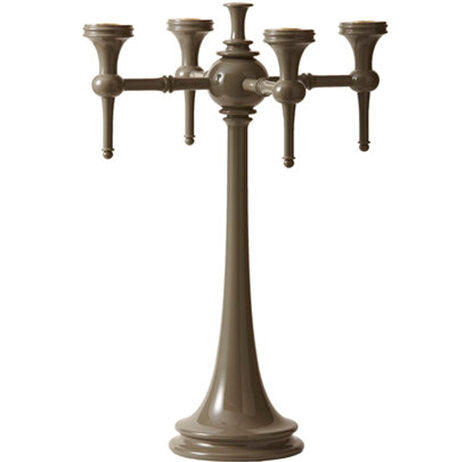 Moderne Candelabra in Oyster Roast