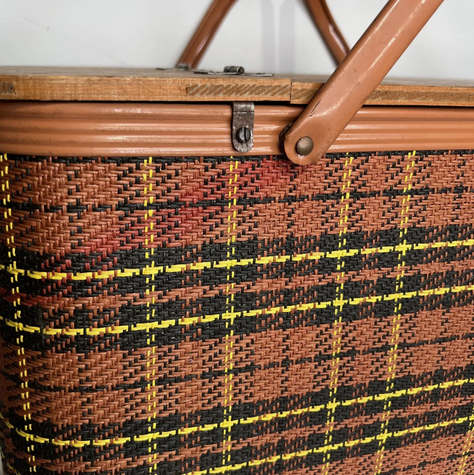 Vintage Picnic Basket - Plaid