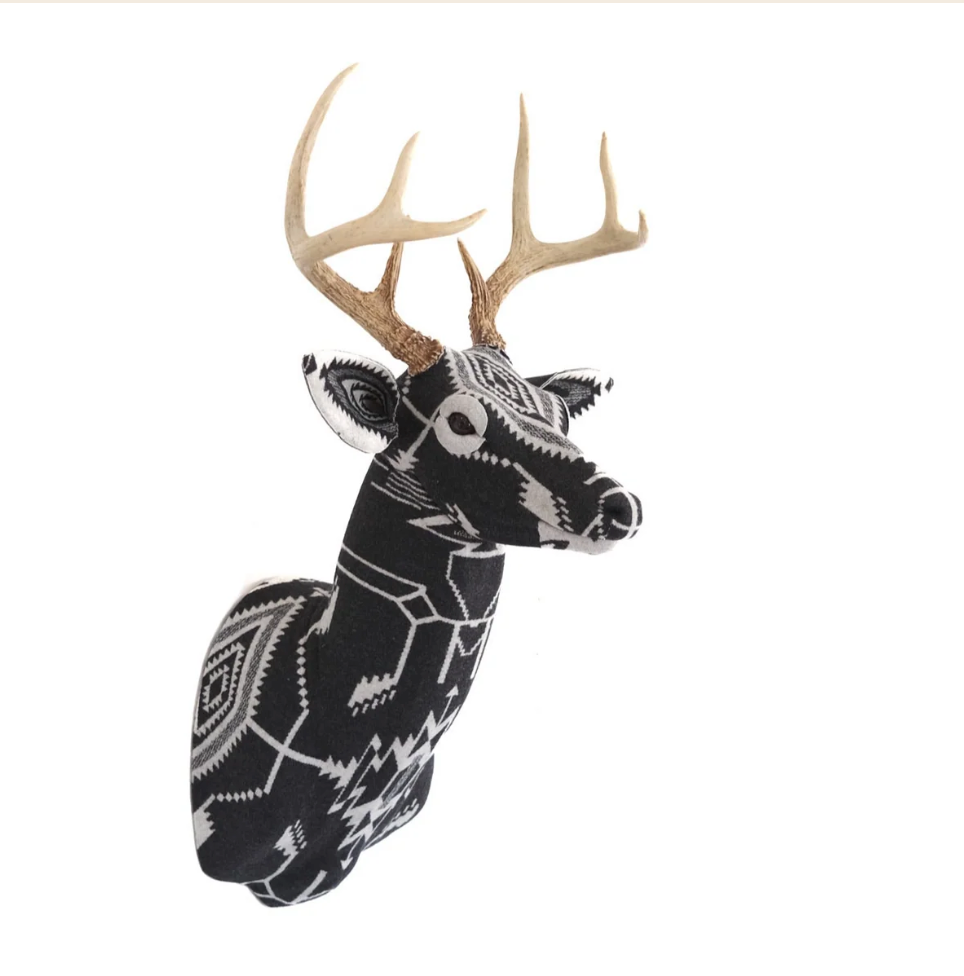 The Buck in Tsi Mayoh Dark