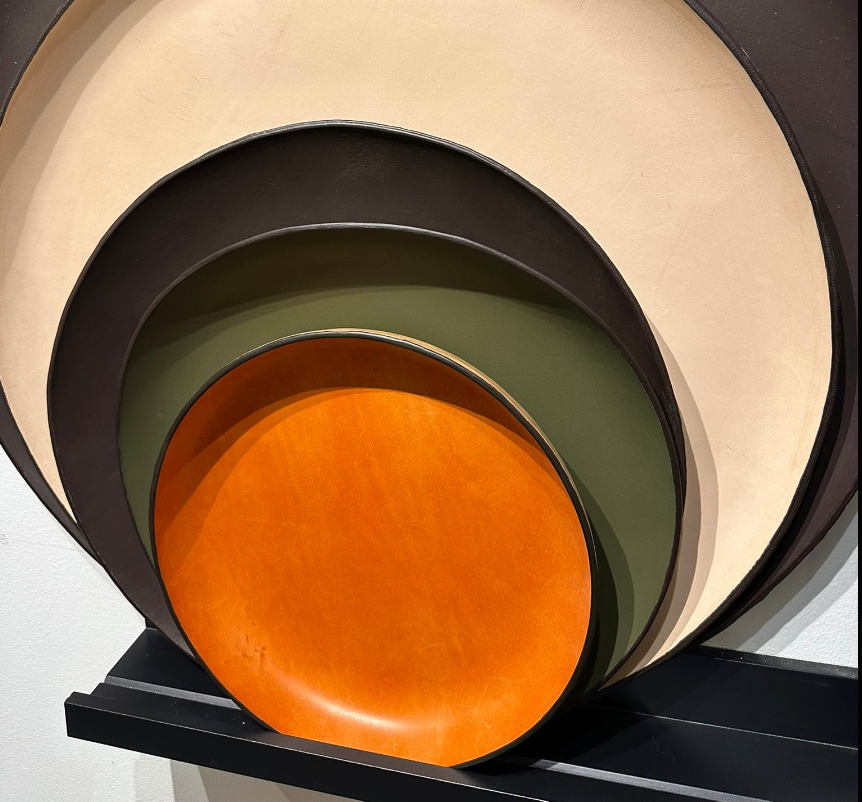 Round Cowhide Leather Tray