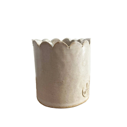Petite Scallop Cup