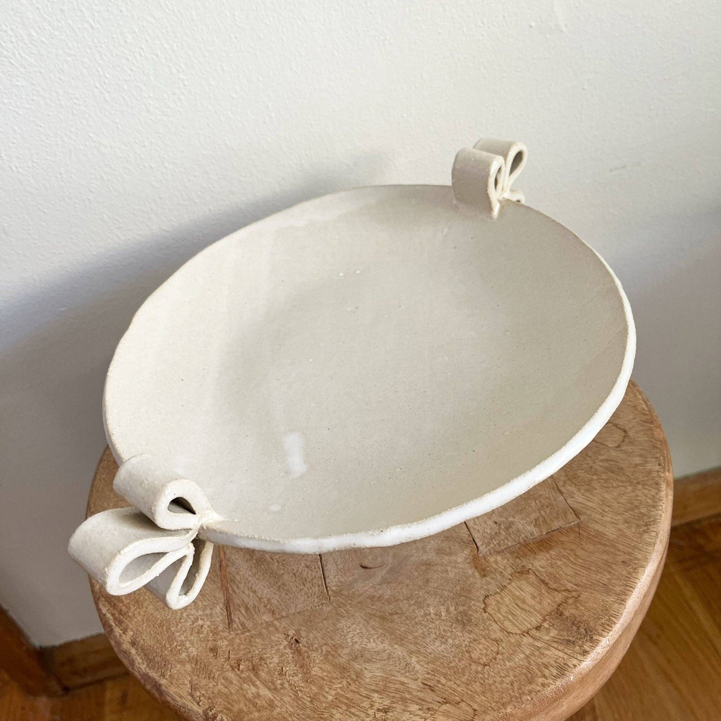 Ribbon Pedestal Bowl