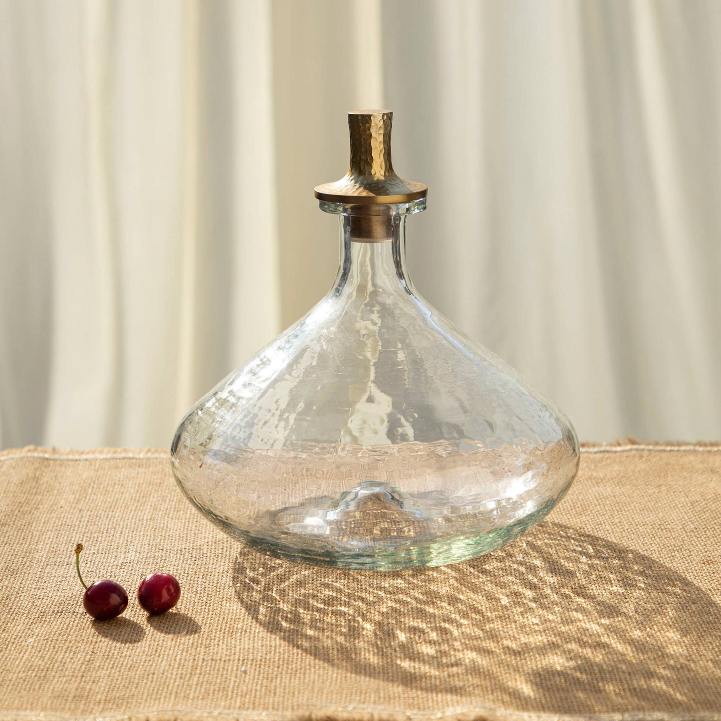 Pebbled Wide Decanter