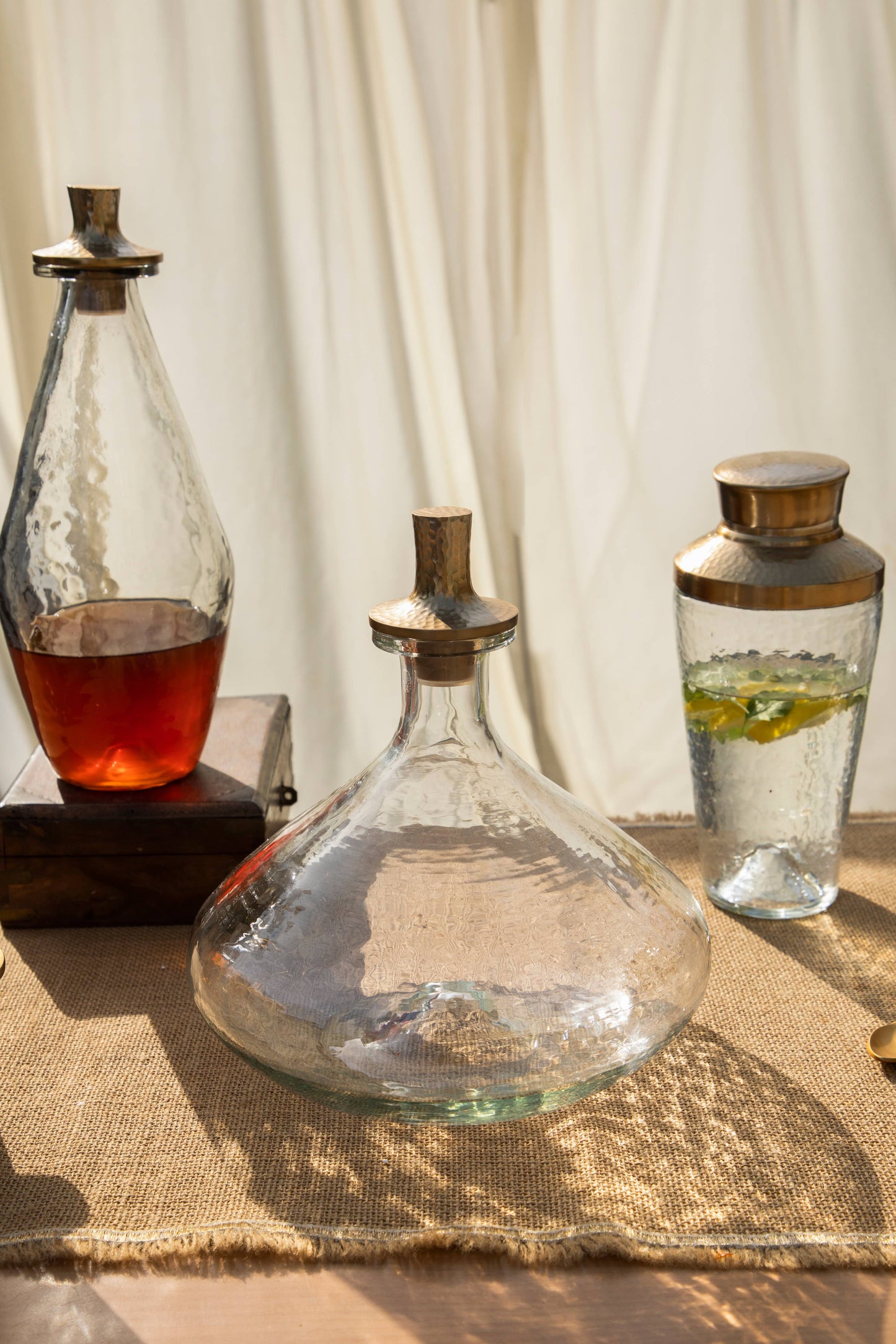 Pebbled Wide Decanter