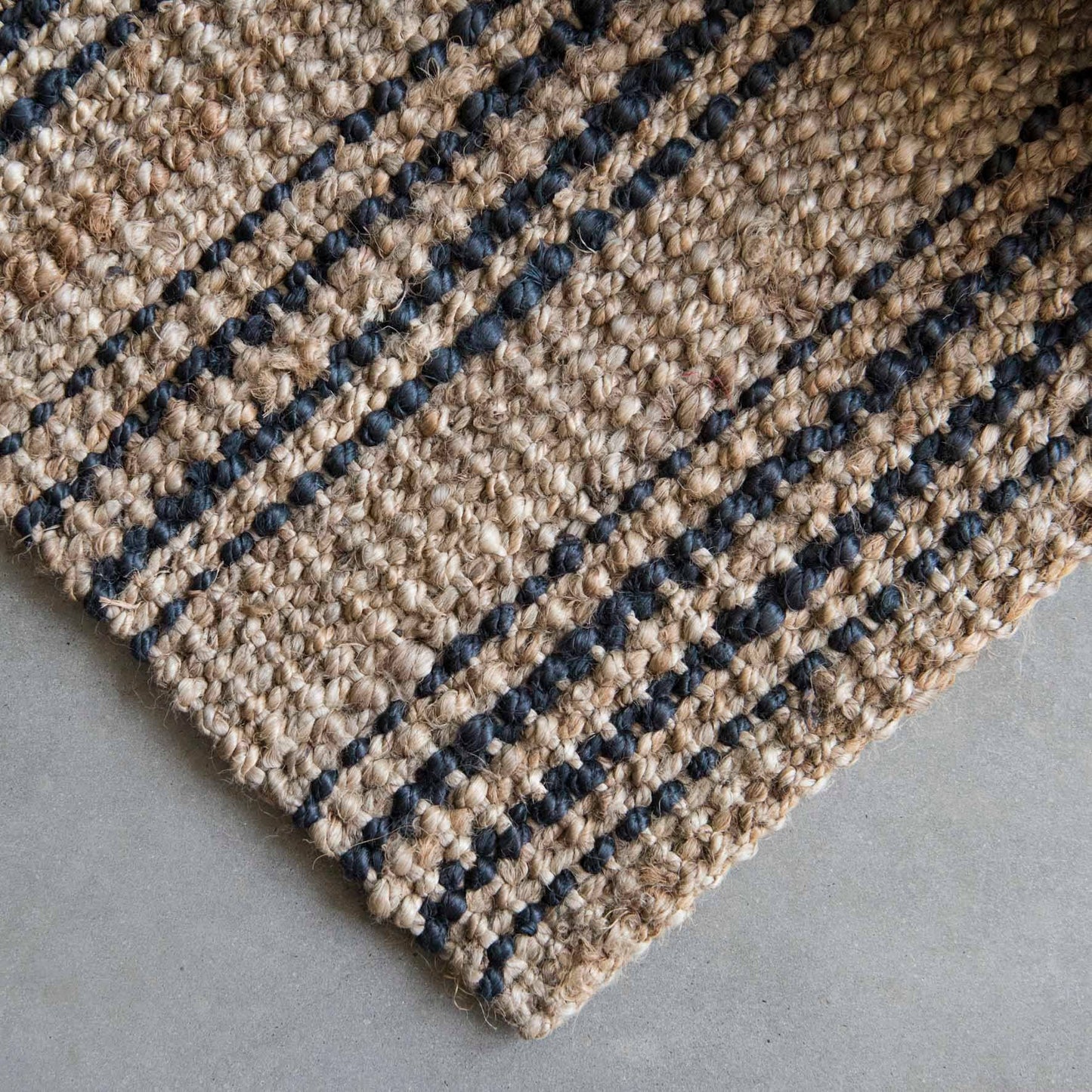 Hand Crafted Jute Rugs 2'x3'